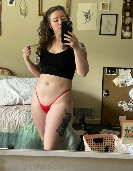 free perky peaches model porn pictures