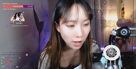 Beddle1218 erotic star photos