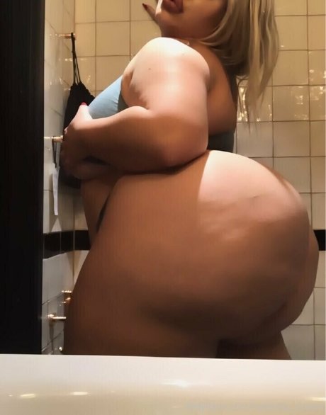 Natasha Crown pornstar sex picture