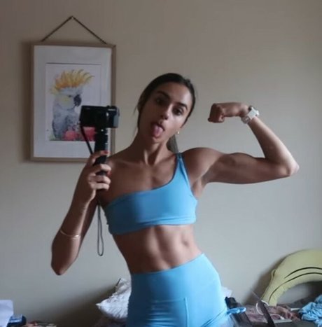 Imogen Russell top star pics