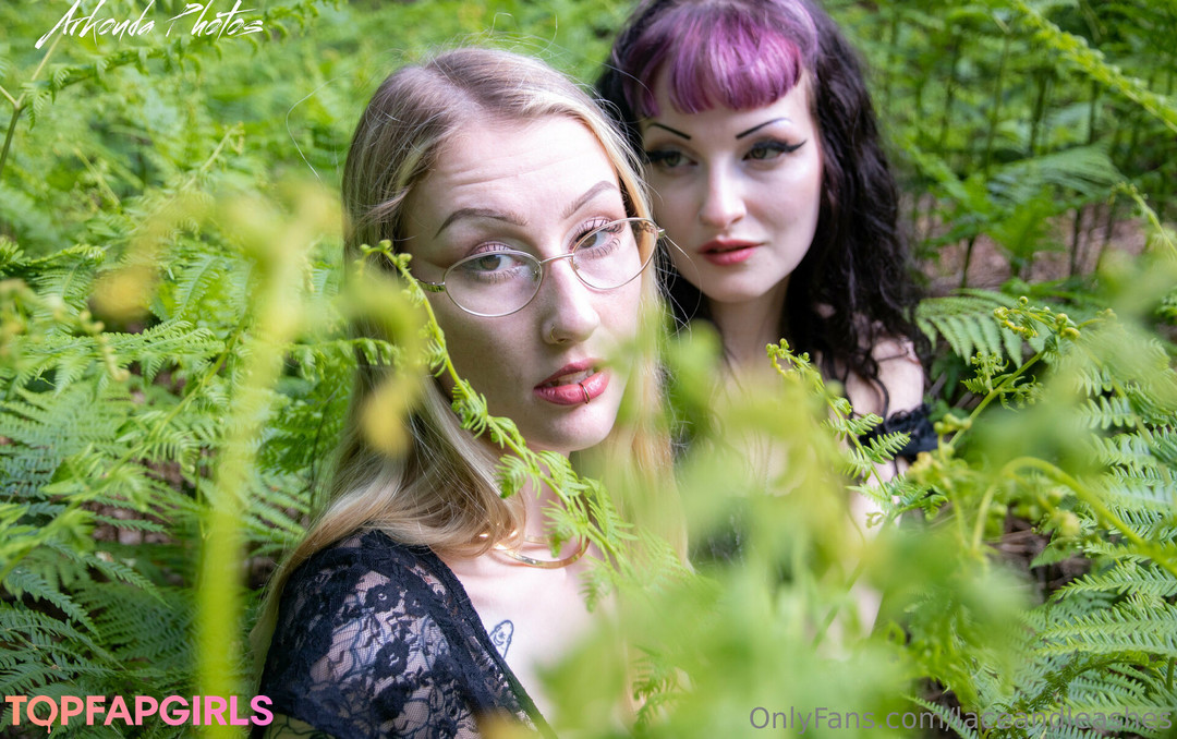 laceandleashes hot pornstar images