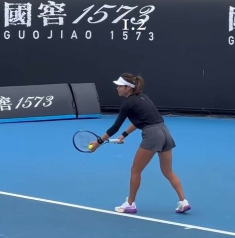 Emma Raducanu high quality pornstar photos