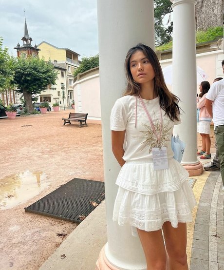 Emma Raducanu pretty star pics