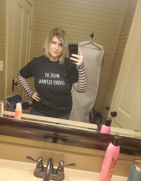 milf free onlyfans free nude photos