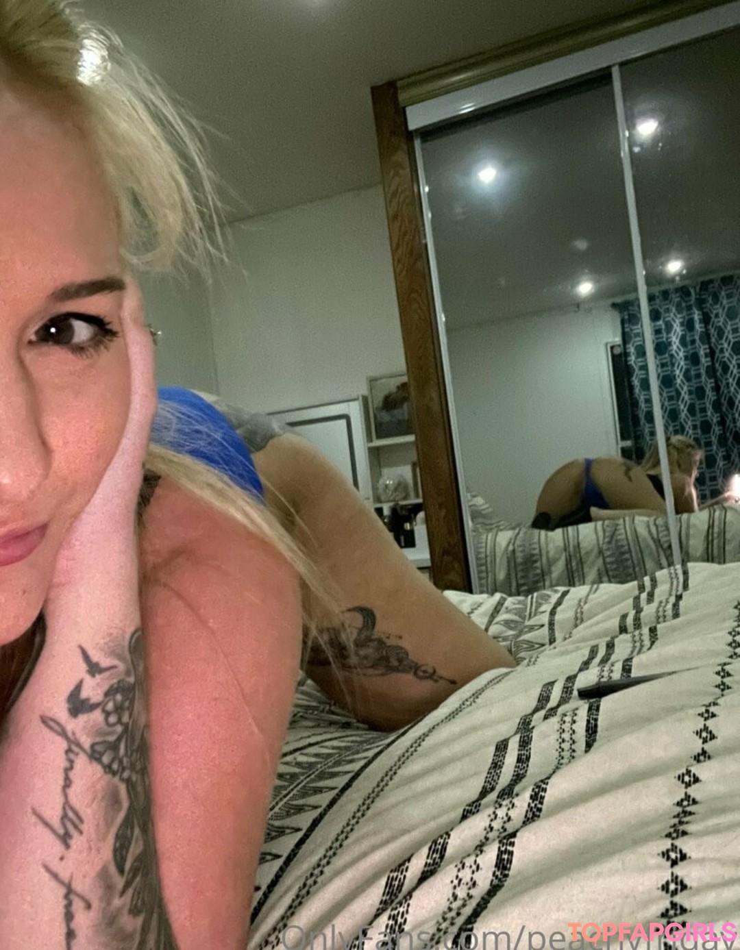 peachyfriday star sexy gallery