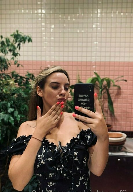 night muffin high quality model pic