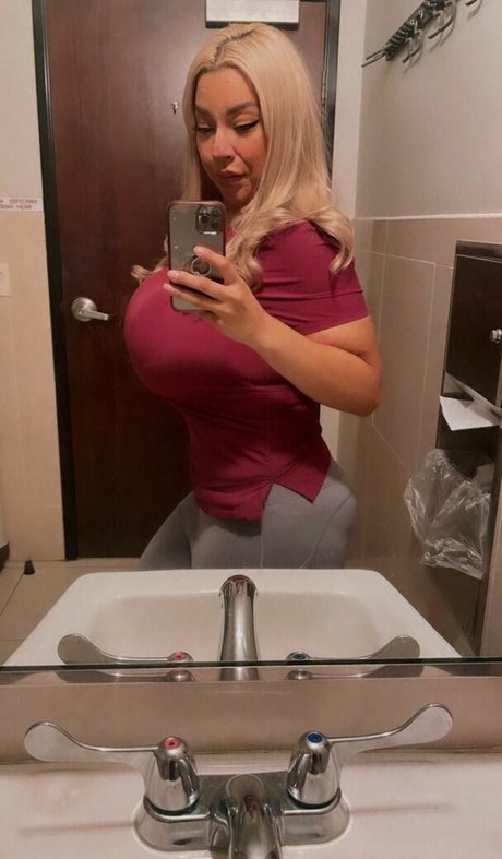 BambiBimboDoll pornstar beautiful photos