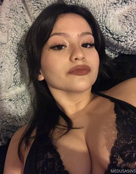 medusasins pornstar perfect pictures