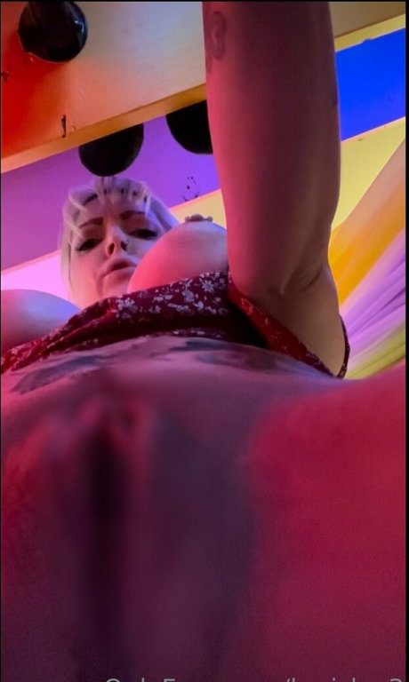 keri lov3 star nude img