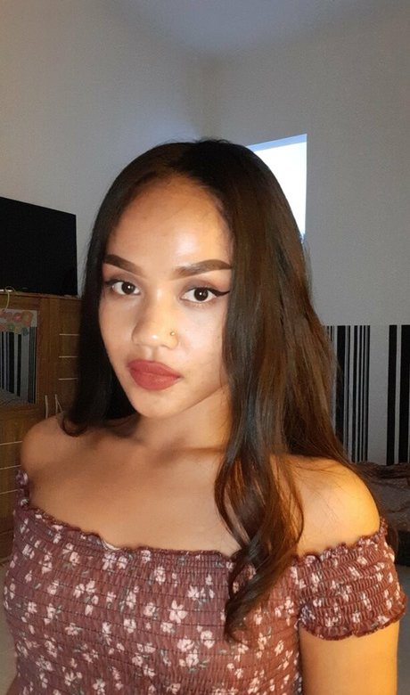 yourbabygirl23 best model pics