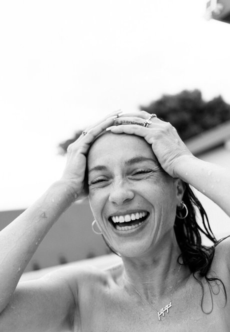 ceecoco hd model pic