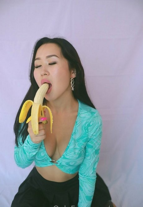 yanama model top gallery