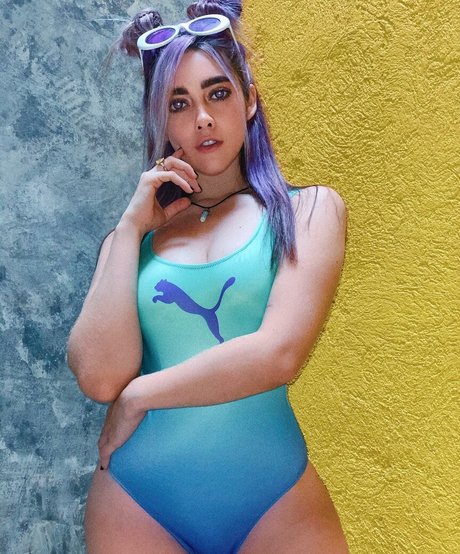 down onlyfans hot nude img