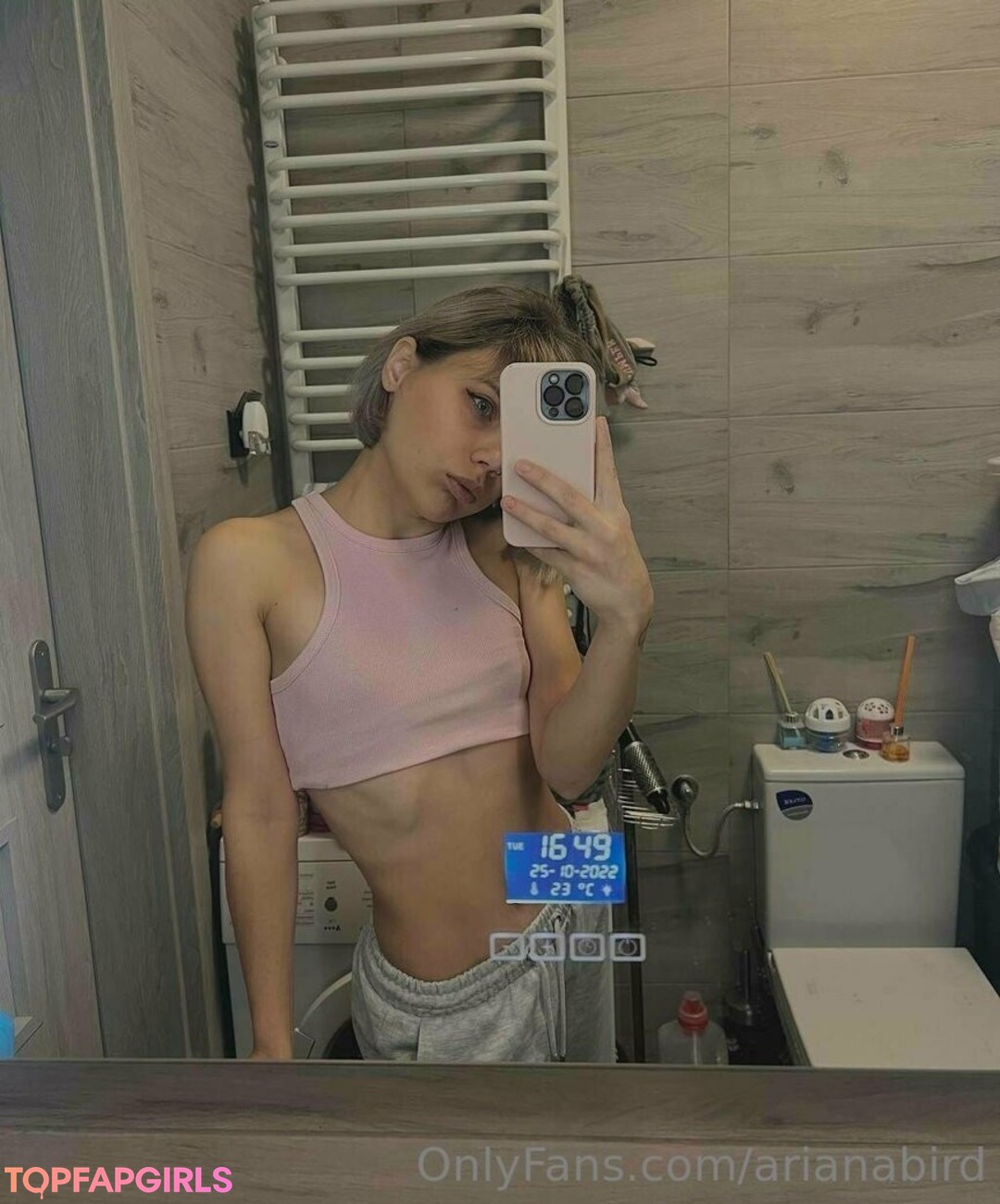 arianabird pretty actress archive