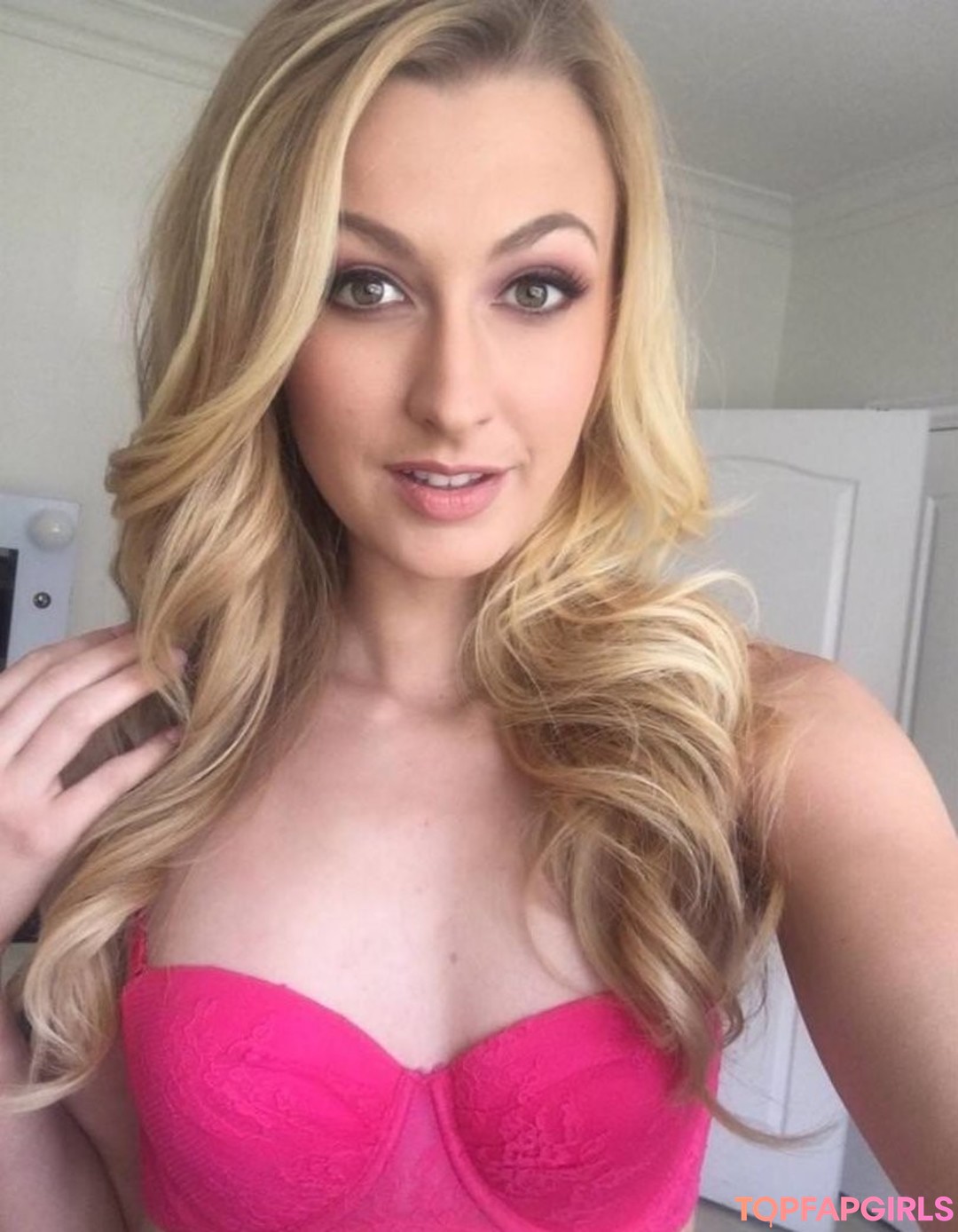 Alexa Grace model pretty picture