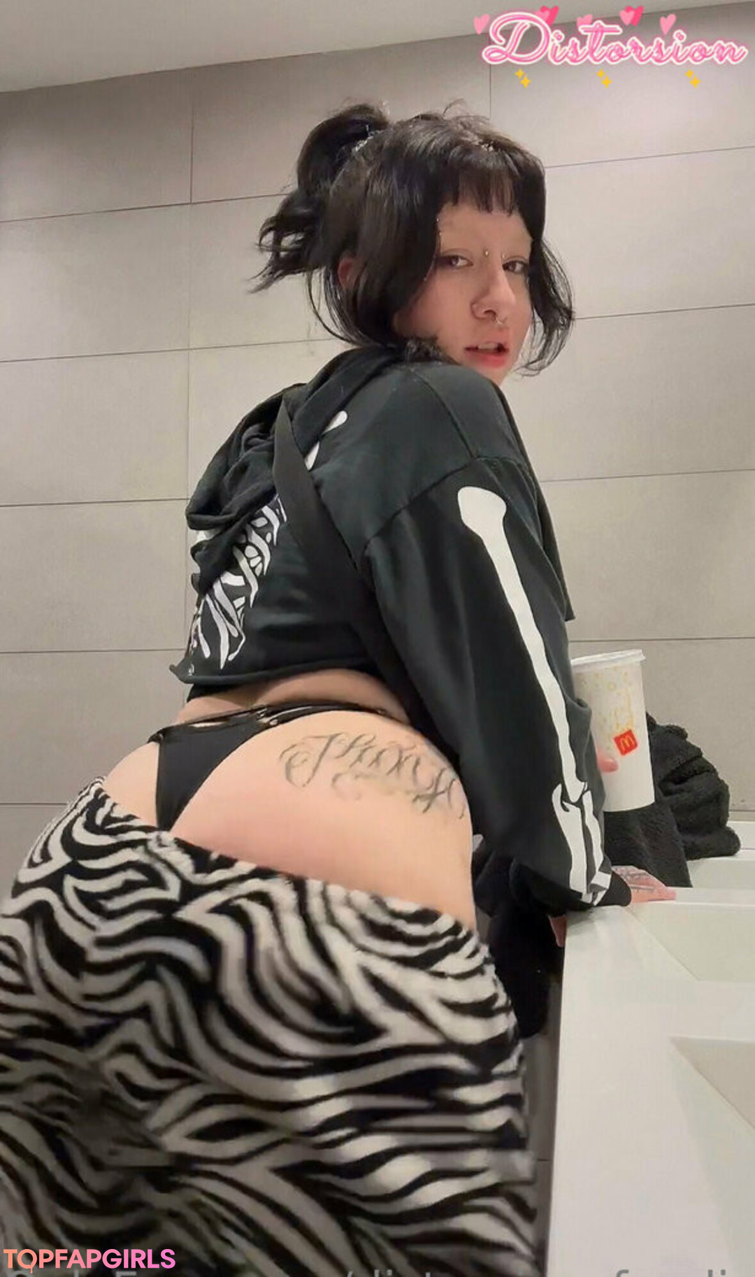 distorsion foodie pornstar nudes pics
