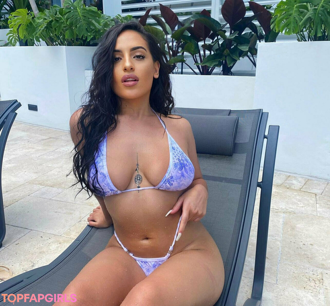 theyloveaiza model naked pics