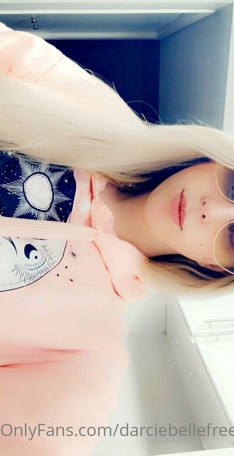 darciebellefree erotic actress pics