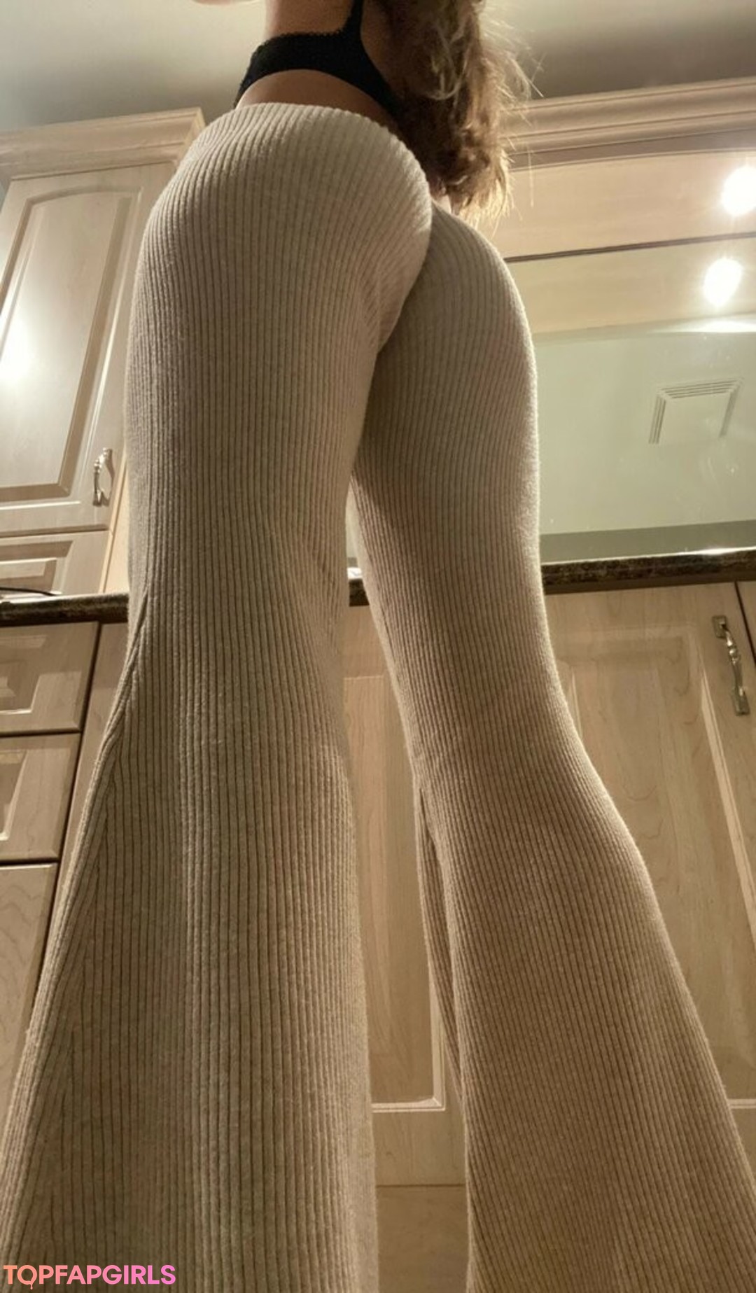 gym asian onlyfans hot sex photo