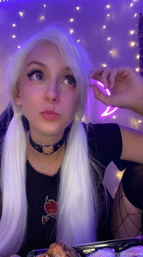 Silentprune pornstar hd image