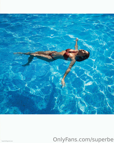 Superbe pornstar nudes image