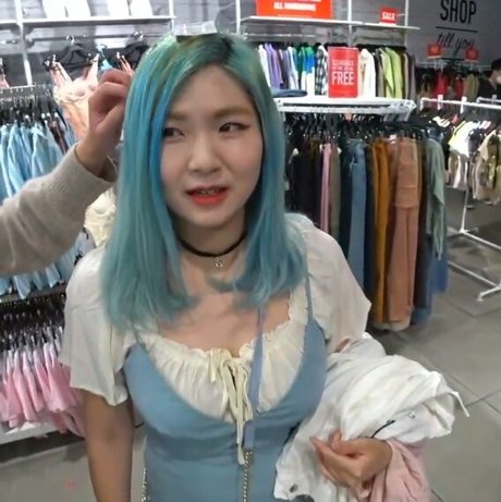 HAchubby pornstar erotic images