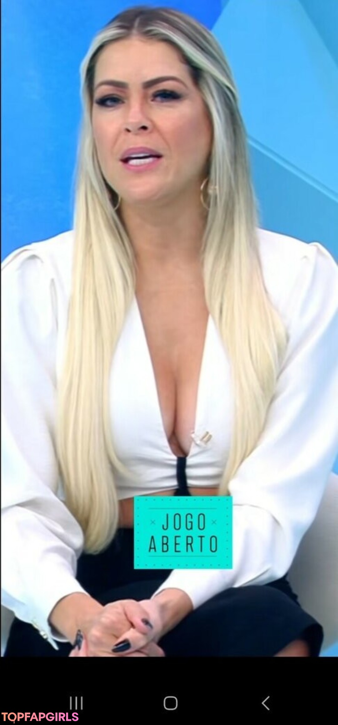 Renata Fan nude actress photos