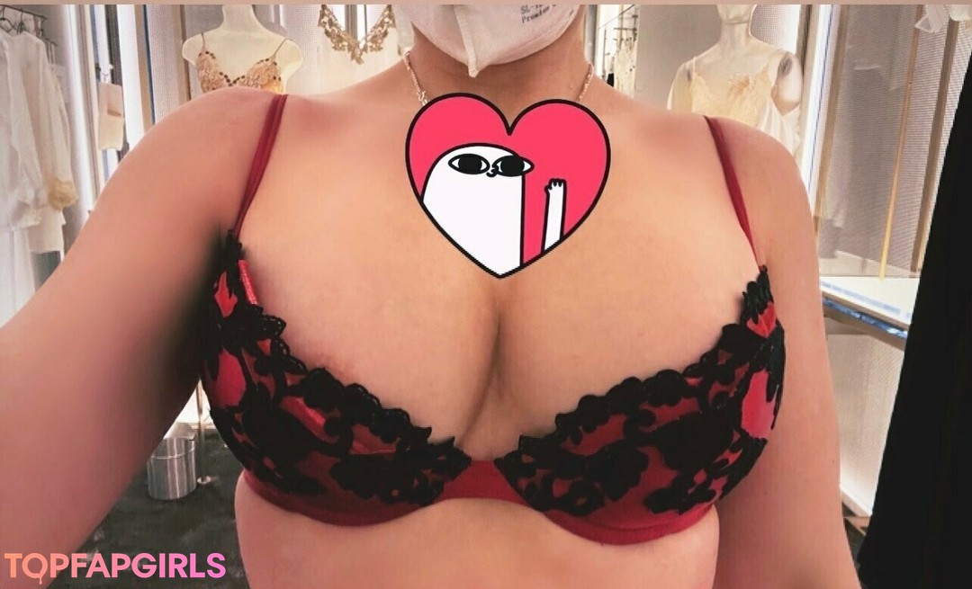 yourfoxyladyy nude actress photo
