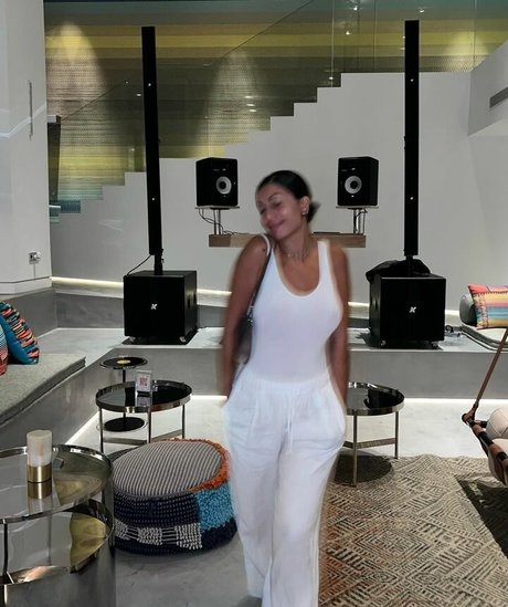 bisexual couple onlyfans naked archive