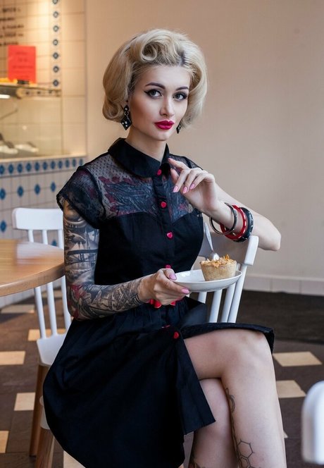 mature blonde onlyfans beautiful porn photos