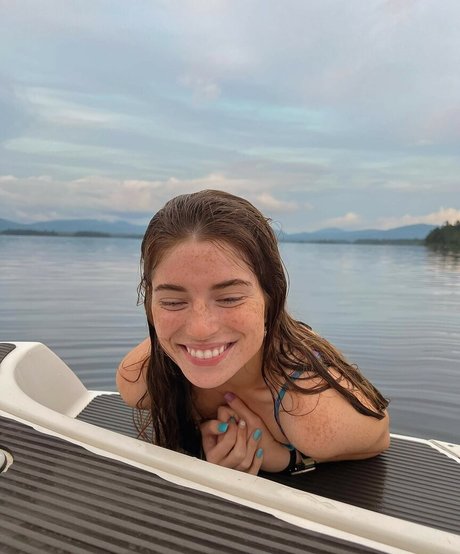 Hannah Stein model porn photos