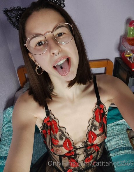 kittyhot2569 star adult photo