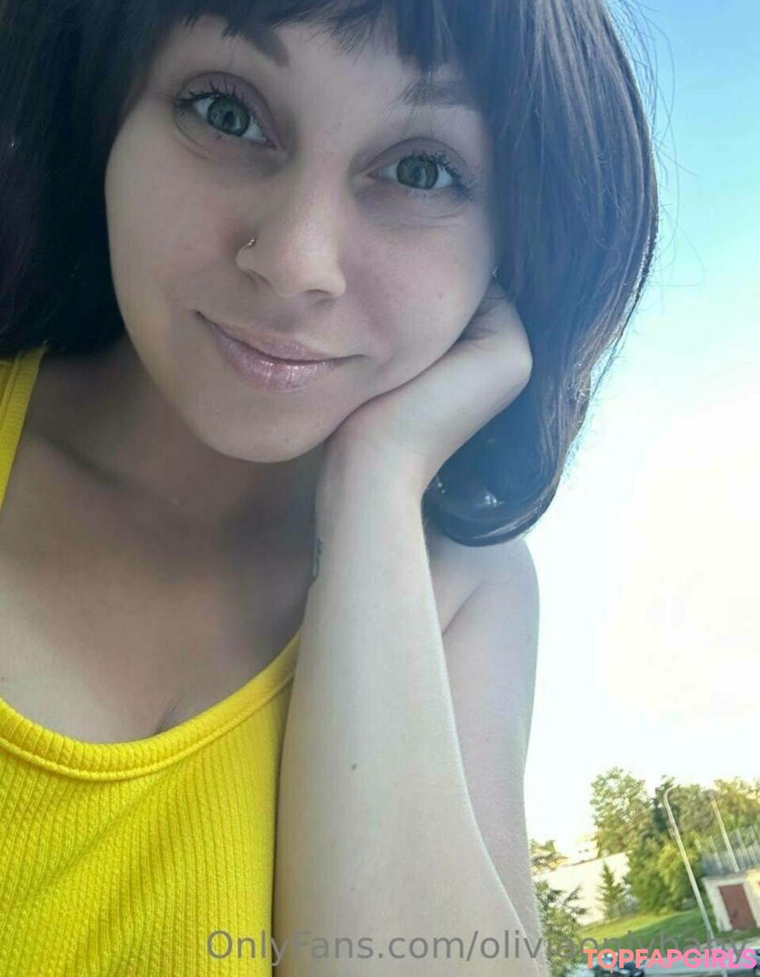 oliviaonlybaby nude actress photo