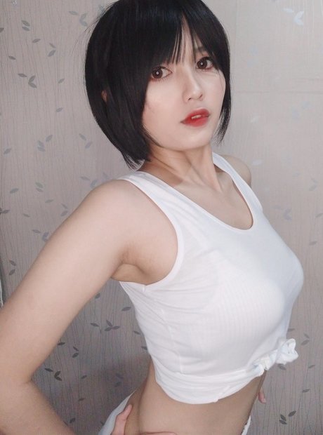 Rue cosplayer naked star galleries