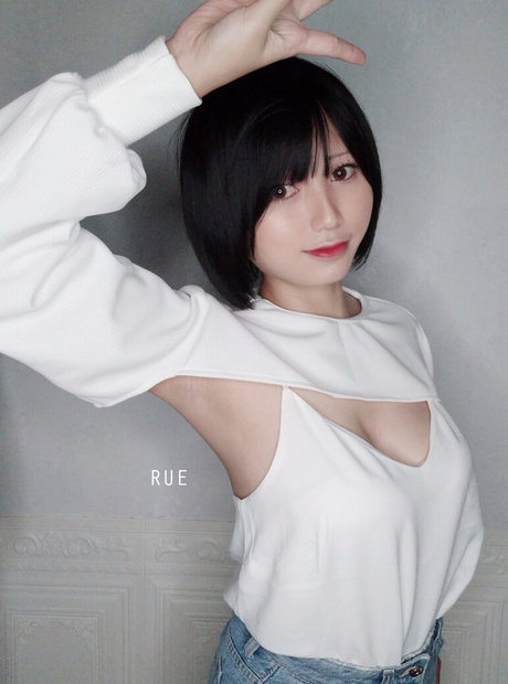 Rue cosplayer xxx actress images