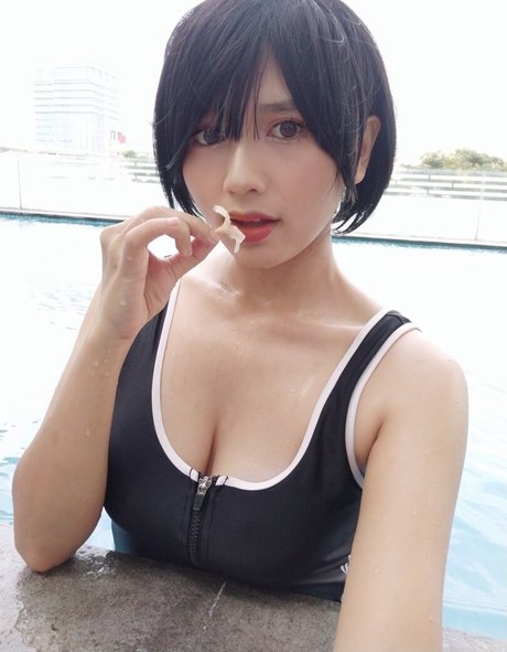 Rue cosplayer star nudes galleries