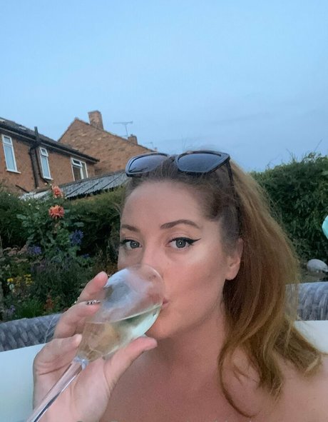 nothingbutcurves star sexy image