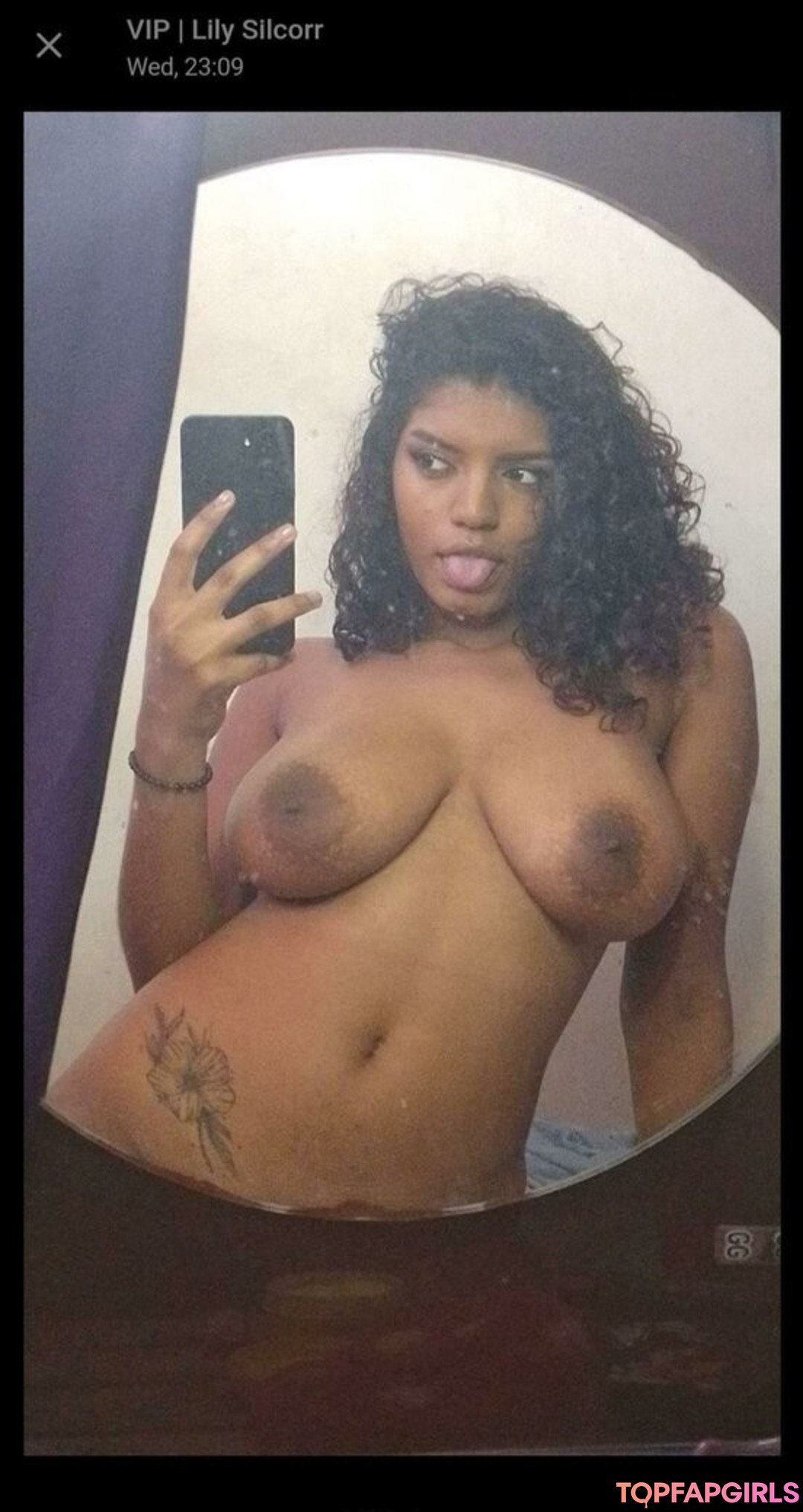 Negras Peitudas model nude images