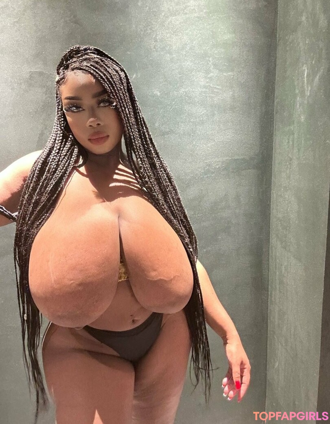 Negras Peitudas sex model gallery