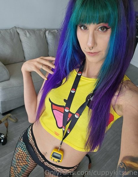 cuppykitsune model pics