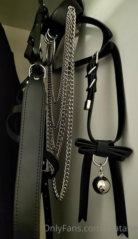 sisters onlyfans beautiful pics