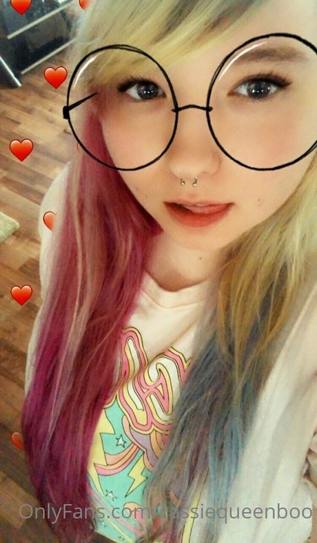 cassiequeenboo nude model galleries