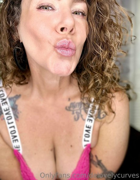 ladyboy xxx onlyfans free naked picture