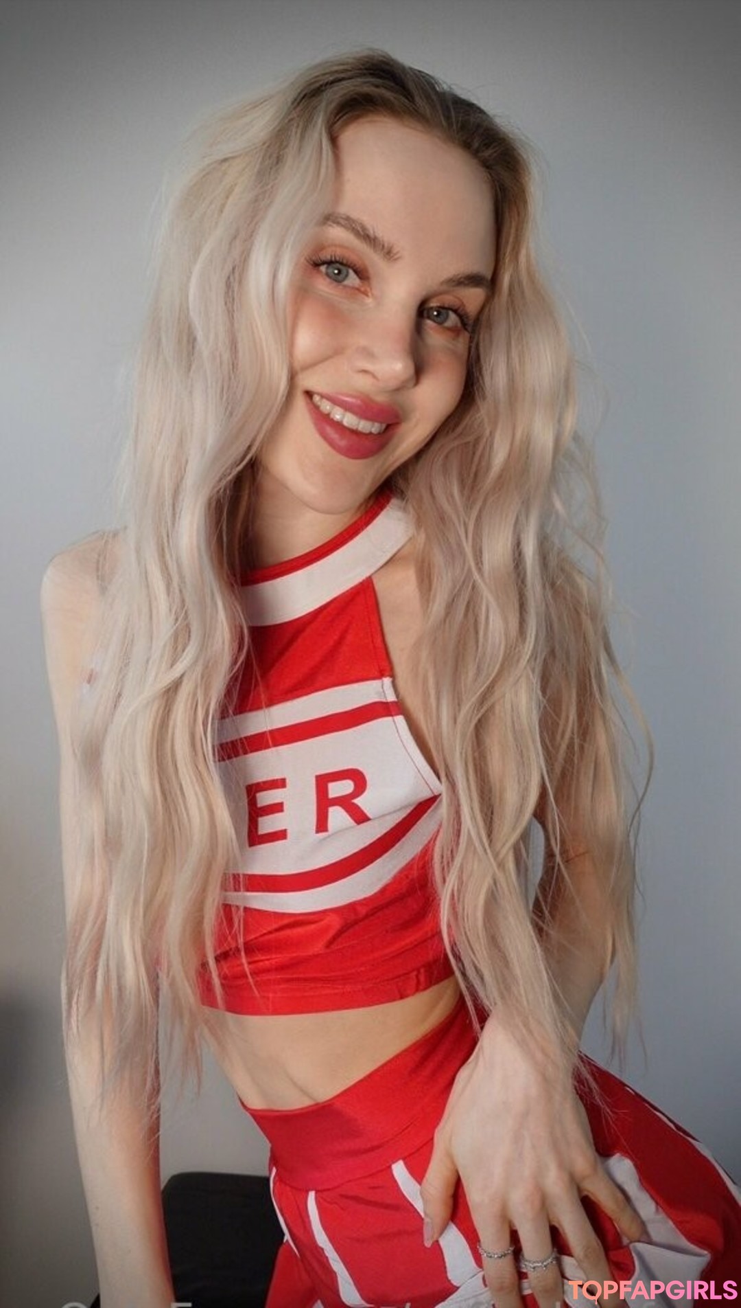 sofieskyefree erotic pornstar image