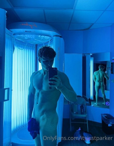 itsjustparker star adult picture