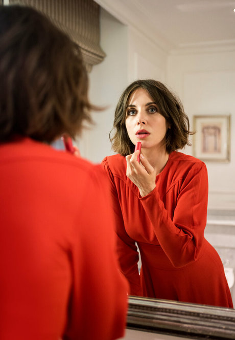 Alison Brie high quality actress picture