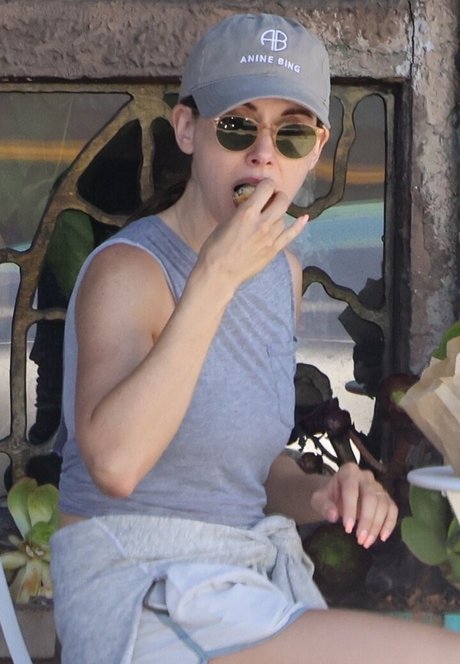 Alison Brie pornstar high quality galleries