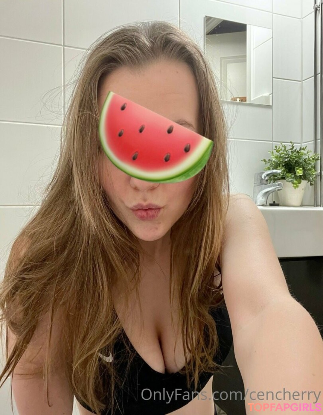 cencherry model pornographic pictures