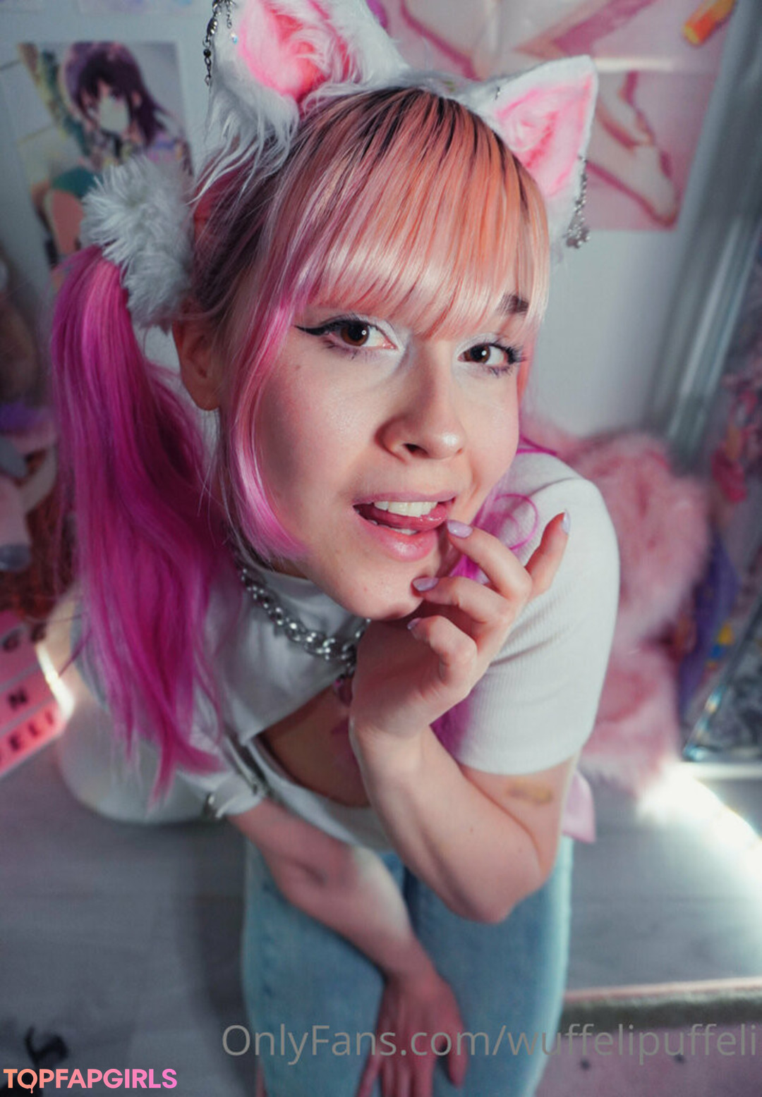 famous asian onlyfans pretty gallery