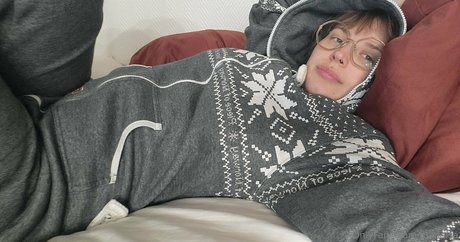 ihanaisa pretty actress photos